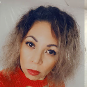 Meet your Posher, Isabel